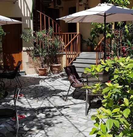 Danisimo Hotel Tbilisi Zewnętrze zdjęcie